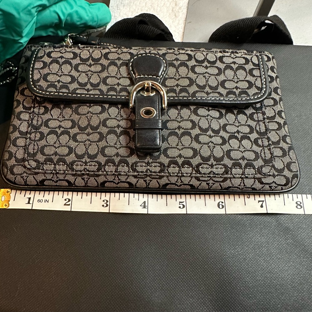 Coach soho Black and Gray Patterned Wristlet - Picture 7 of 8